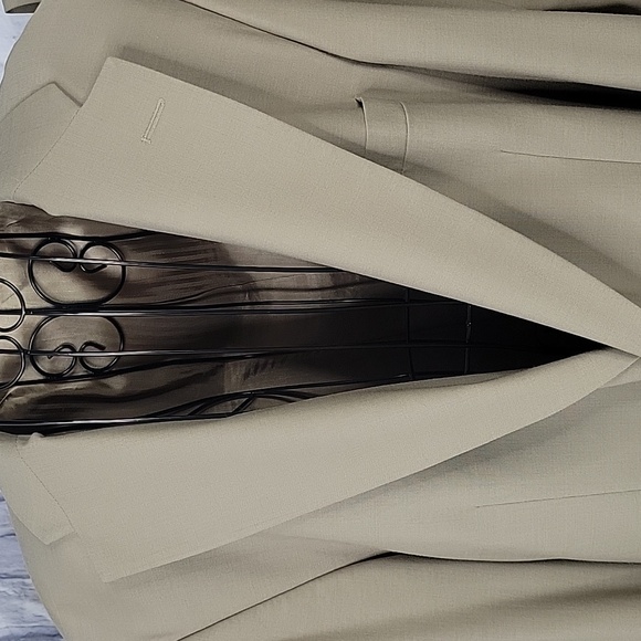 Haggar Black Label Tan 2 Piece Men's Suit Jacket and‎ Pants 44L/38/32 - Picture 2 of 13